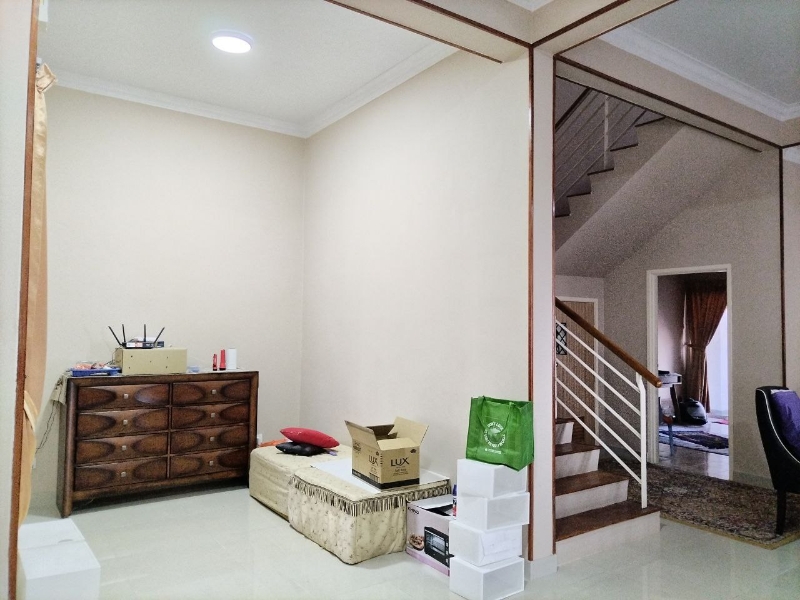 Semi-D Greenhill Residence image