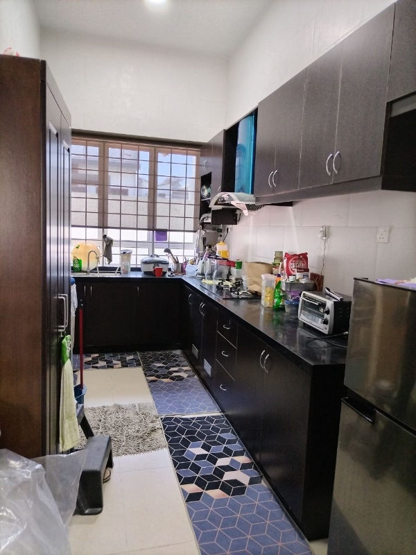 Semi-D Greenhill Residence image