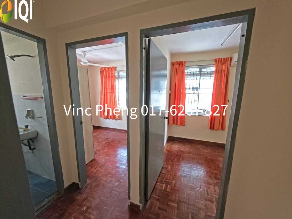 RM800 ONLY! Duplex 3R 3B Apartment For Rent @ Kota Laksamana image