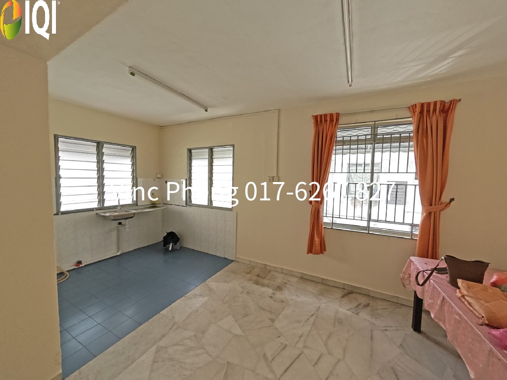 RM800 ONLY! Duplex 3R 3B Apartment For Rent @ Kota Laksamana image