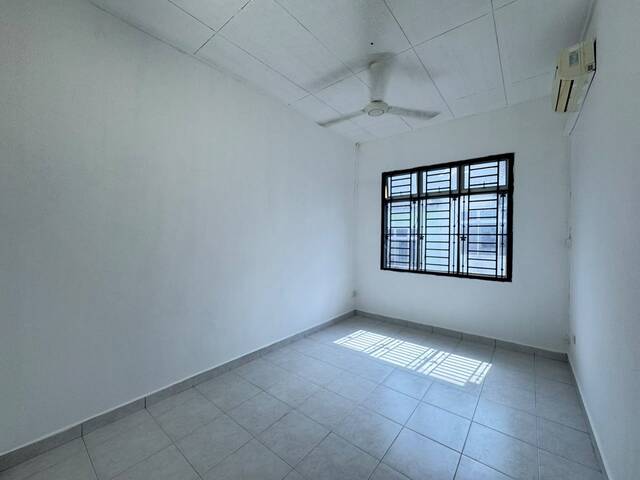 Taman Bestari Indah Single Storey Terrace,Renovated,Ulu Tiram image