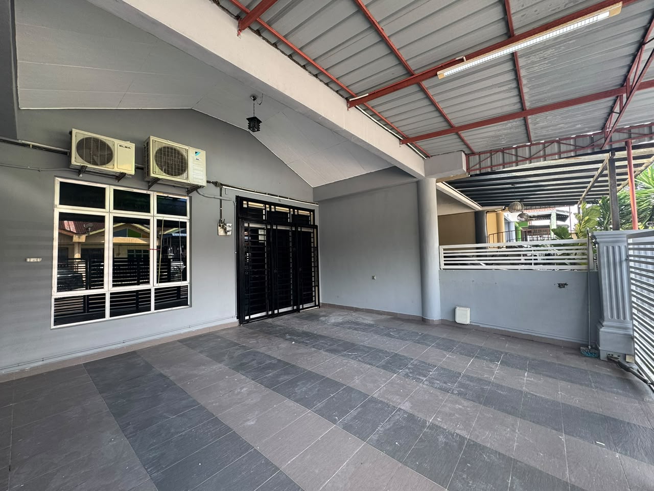 Taman Bestari Indah Single Storey Terrace,Renovated,Ulu Tiram image