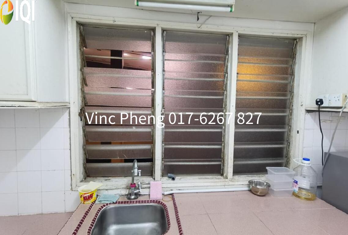 Melaka City! READY MOVE IN CONDITION Apartment @ Melaka Raya  image