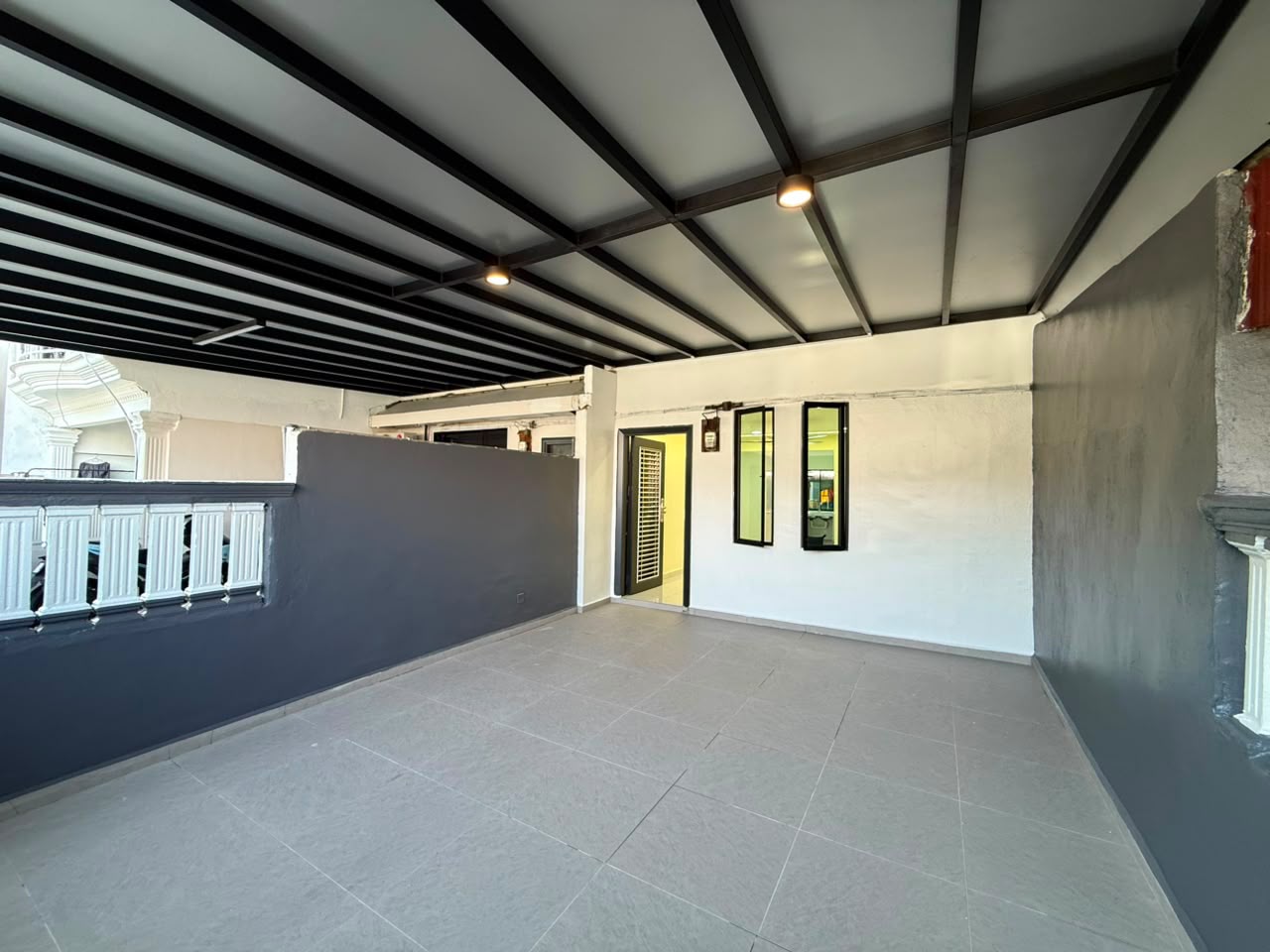 Bandar Baru Permas Jaya 2 Sty Low Cost,Renovated,Unblock View,Extend image