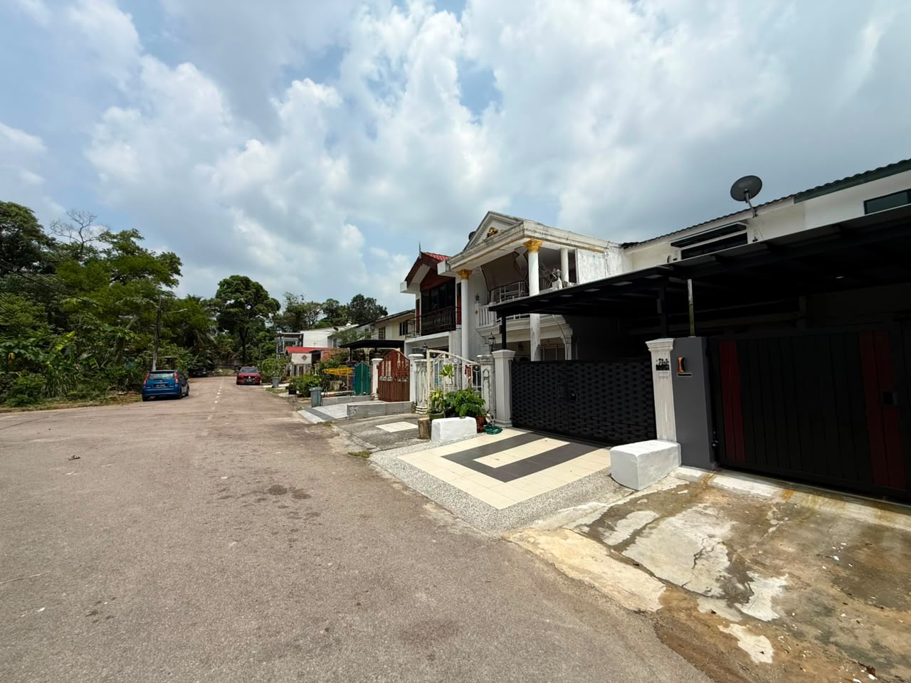 Bandar Baru Permas Jaya 2 Sty Low Cost,Renovated,Unblock View,Extend image