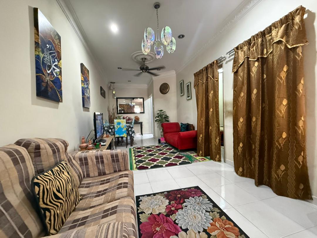 Taman Jp Perdana 1 St yTerrace,Johor Bahru,Renovated,Extend,Bumi Lot image