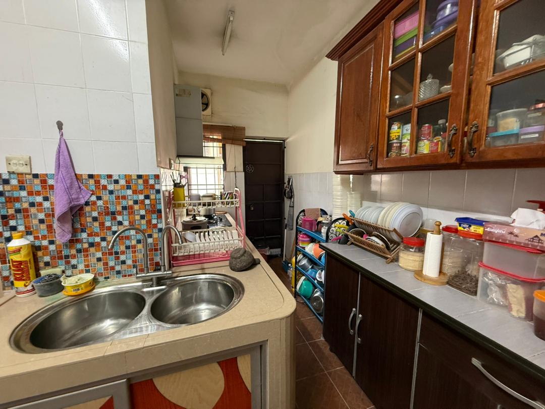 Taman Jp Perdana 1 St yTerrace,Johor Bahru,Renovated,Extend,Bumi Lot image