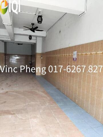 SPACIOUS MAIN ROAD Ground Floor Shoplot For Rent @ Merlimau image