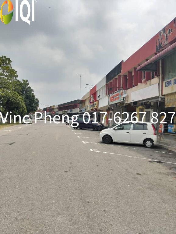 SPACIOUS MAIN ROAD Ground Floor Shoplot For Rent @ Merlimau image