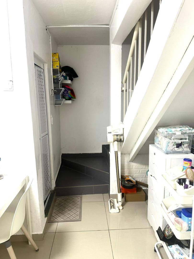 Taman Megah Ria 2 Sty Low Cost,Jalan Bayan,Masai,Renovated image