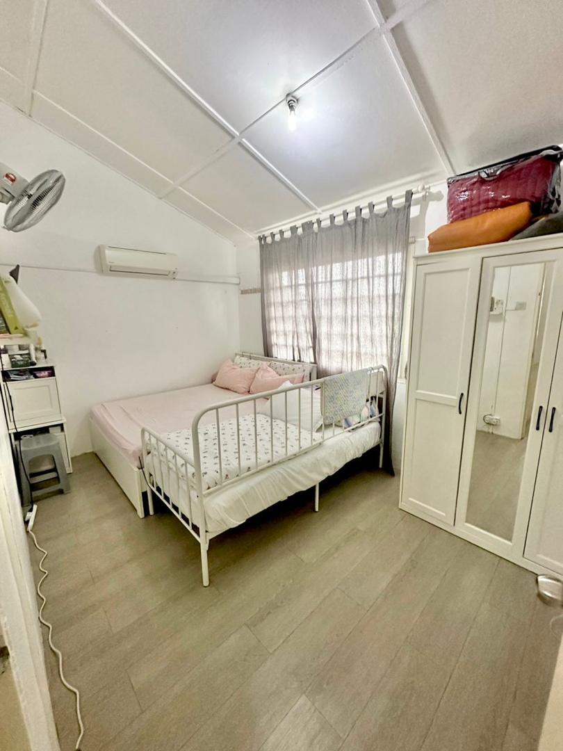 Taman Megah Ria 2 Sty Low Cost,Jalan Bayan,Masai,Renovated image