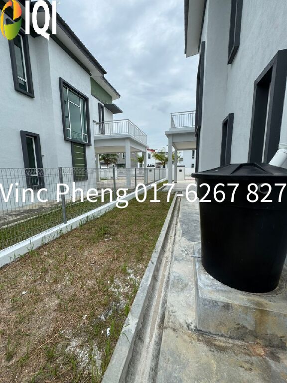 HOT VALUE! Double Storey Bungalow @ BJB Heights Jasin image