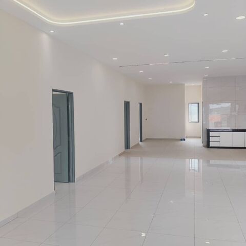 Larkin 1 Sty Bungalow,Jb Town,Jalan Tani,Johor Bahru,Renovated,Extend image