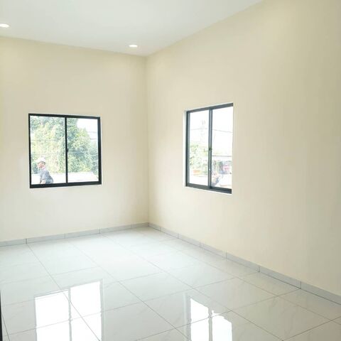 Larkin 1 Sty Bungalow,Jb Town,Jalan Tani,Johor Bahru,Renovated,Extend image