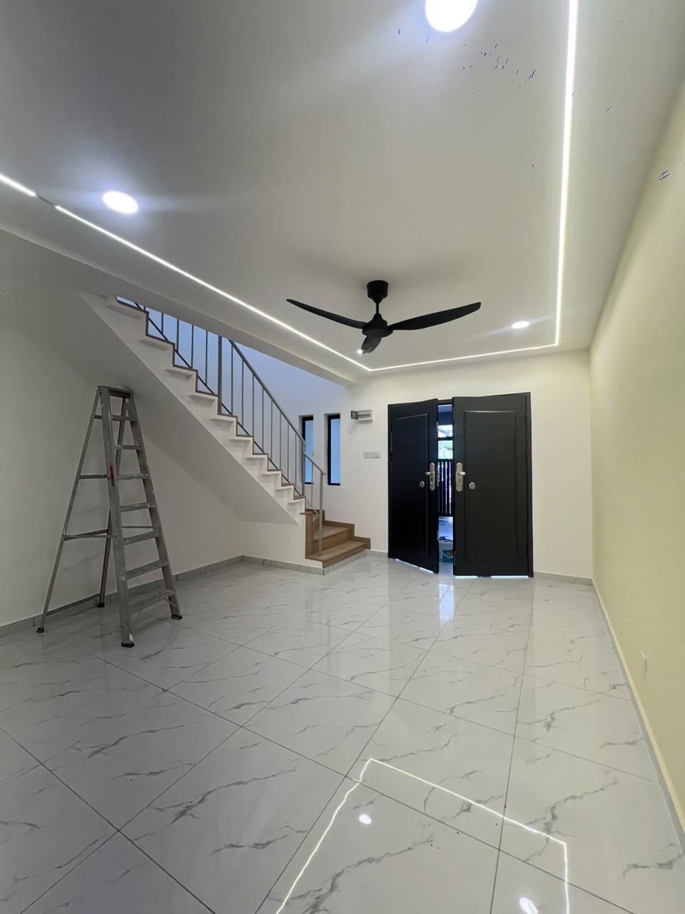 Taman Cahaya Masai 2 Sty Medium Cost,Jalan Berlian,Pasir Gudang,Renovated image