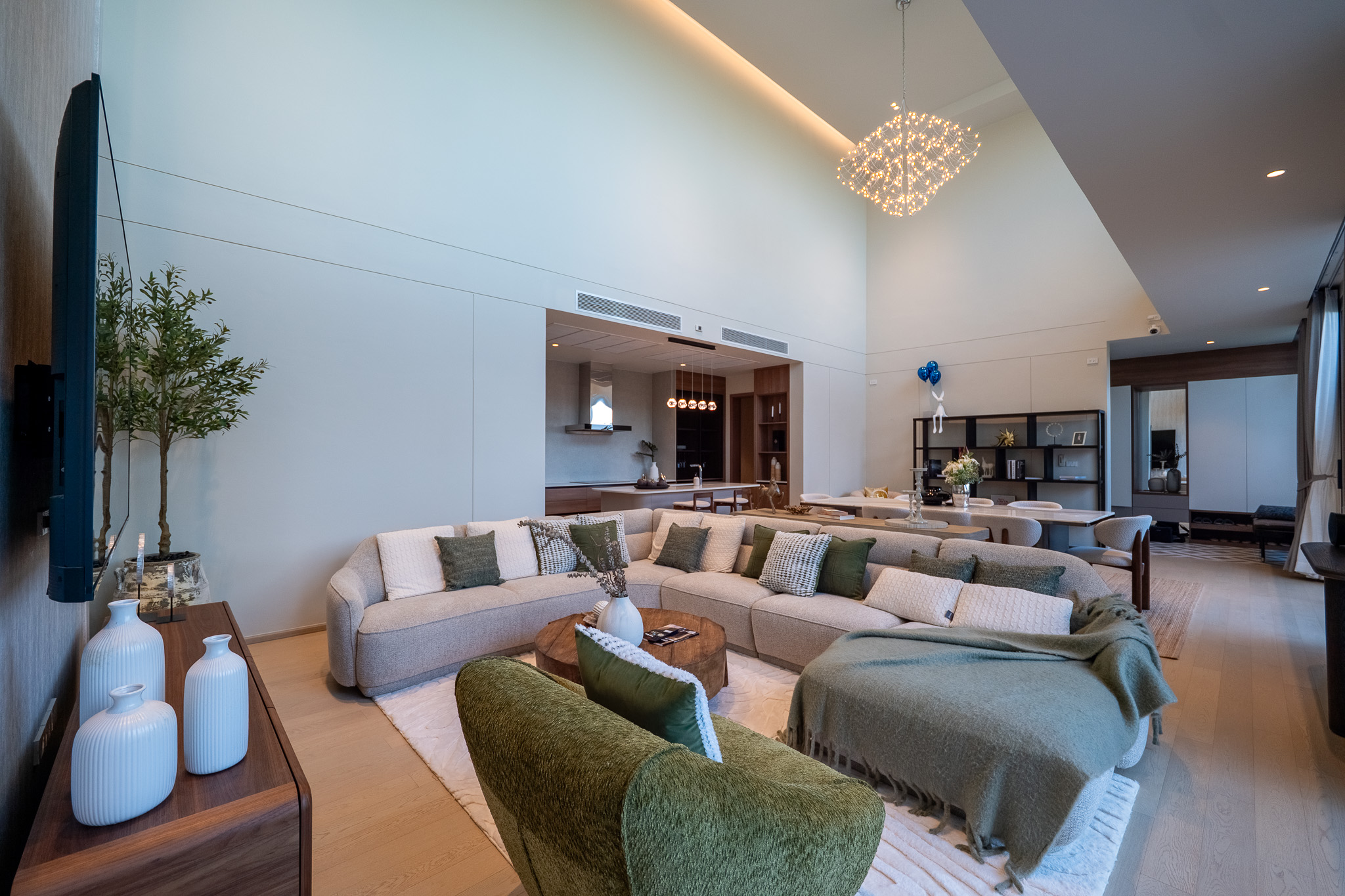 PRIME CHERNGTALAY VILLAS | JUST 3 MINUTES TO HEADSTART INTERNATIONAL SCHOOL image