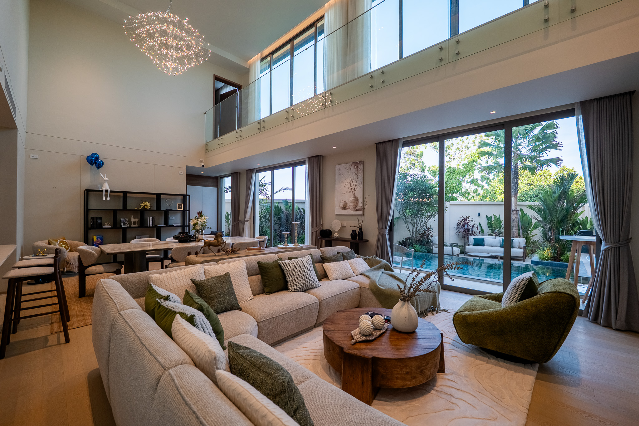 PRIME CHERNGTALAY VILLAS | JUST 3 MINUTES TO HEADSTART INTERNATIONAL SCHOOL image
