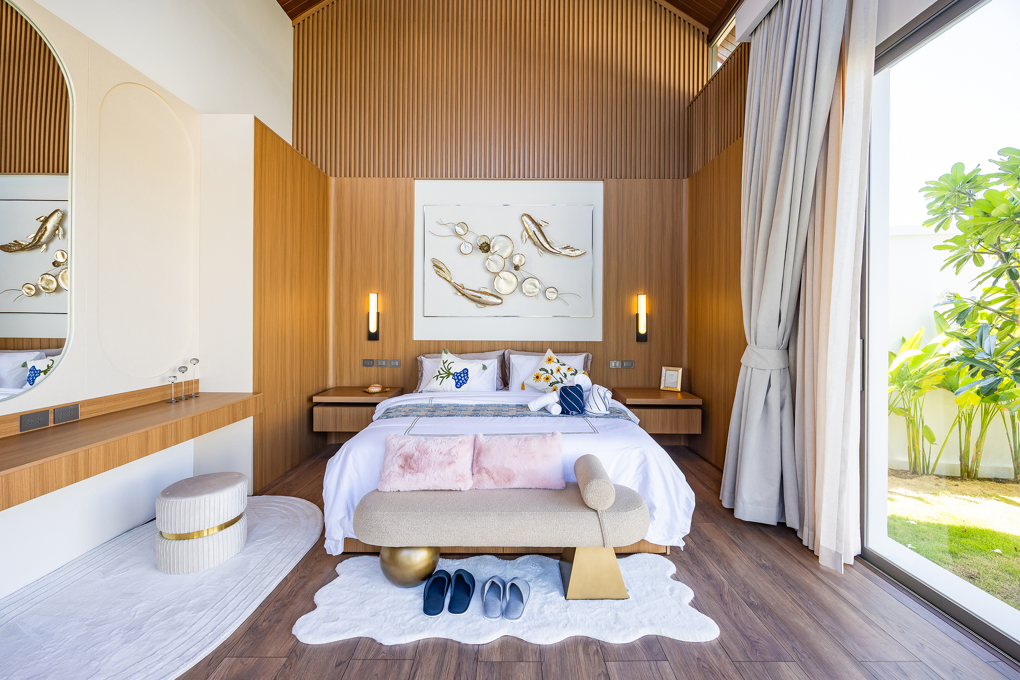 TROPICAL LUXURY LIVING IN PHUKET image
