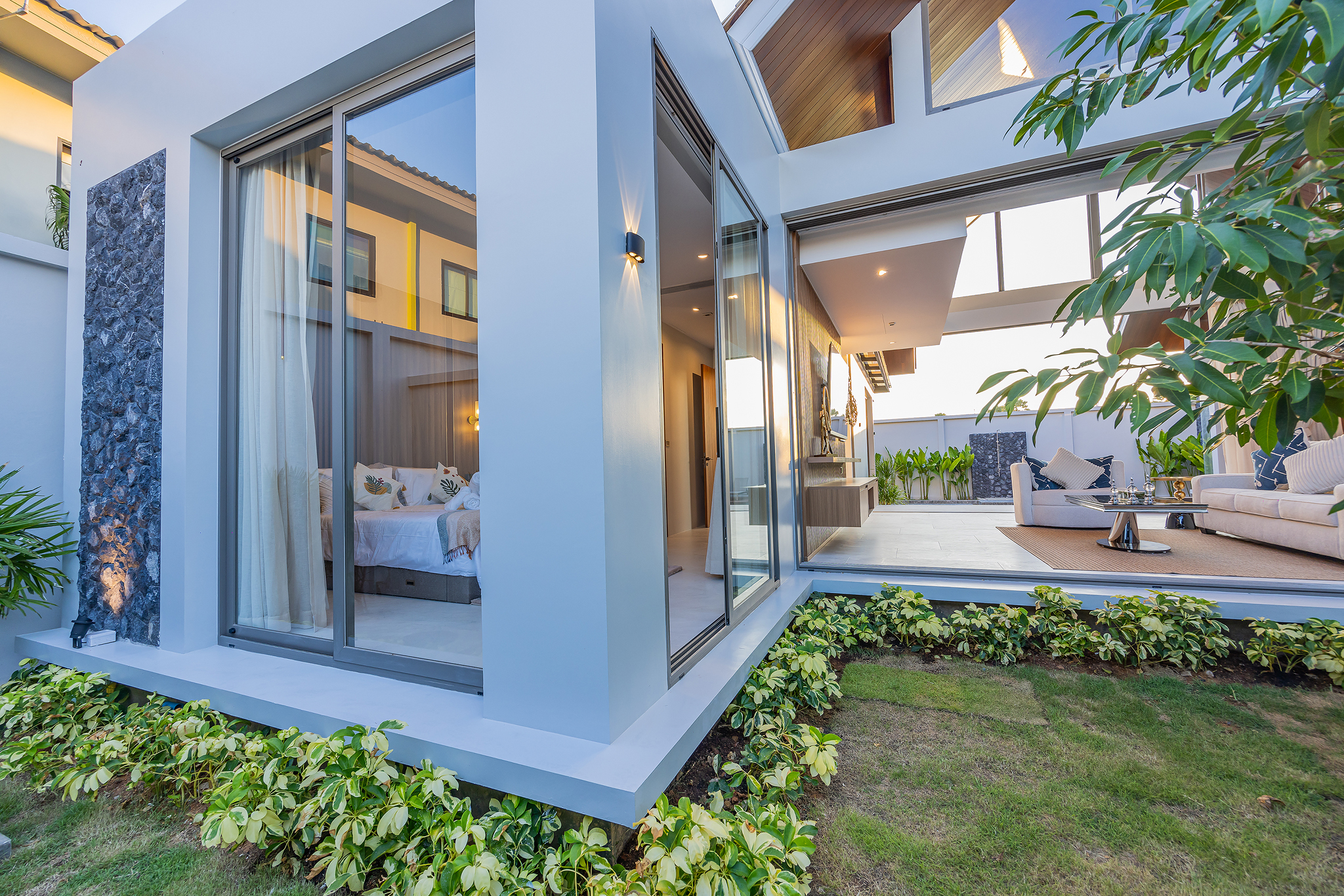 TROPICAL LUXURY LIVING IN PHUKET image