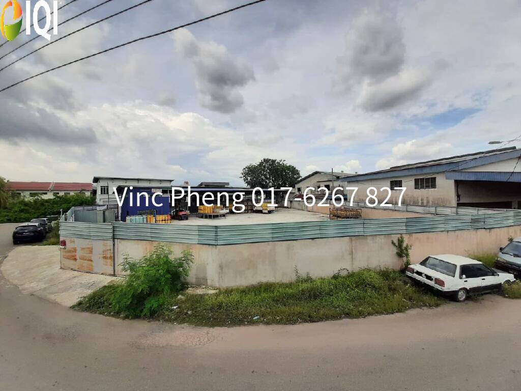 HUGE 14,866 SqFt Open Yard and Warehouse @ Taman Malim Jaya  image