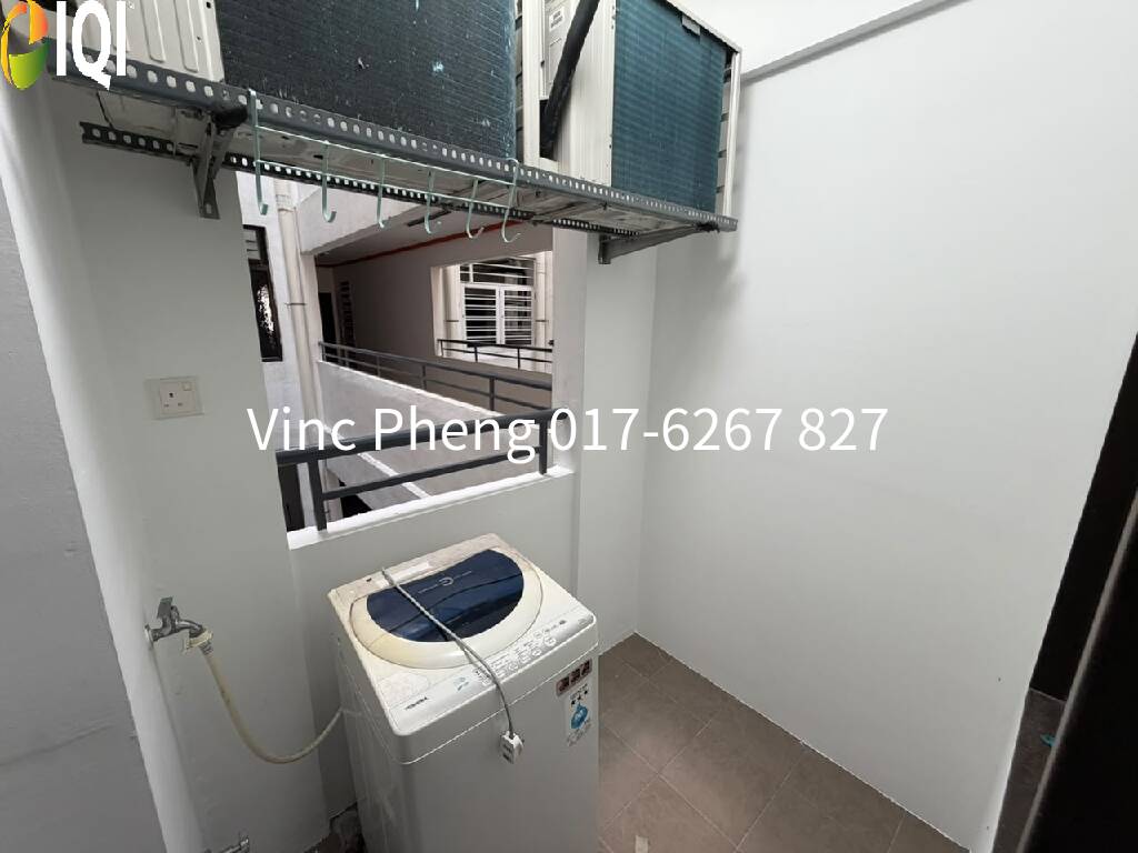 HIGH FLOOR FULLY FURNISHED 3R @ The Heights Residence  image