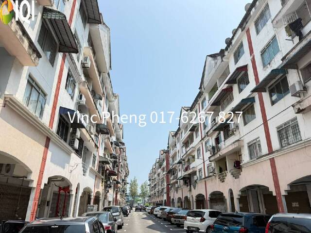 SUPER HOT DEAL! SPACIOUS 818 Sqft Duplex Apartment @ Kota Laksamana   image