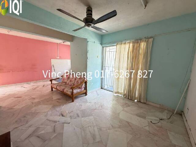 SUPER HOT DEAL! SPACIOUS 818 Sqft Duplex Apartment @ Kota Laksamana   image