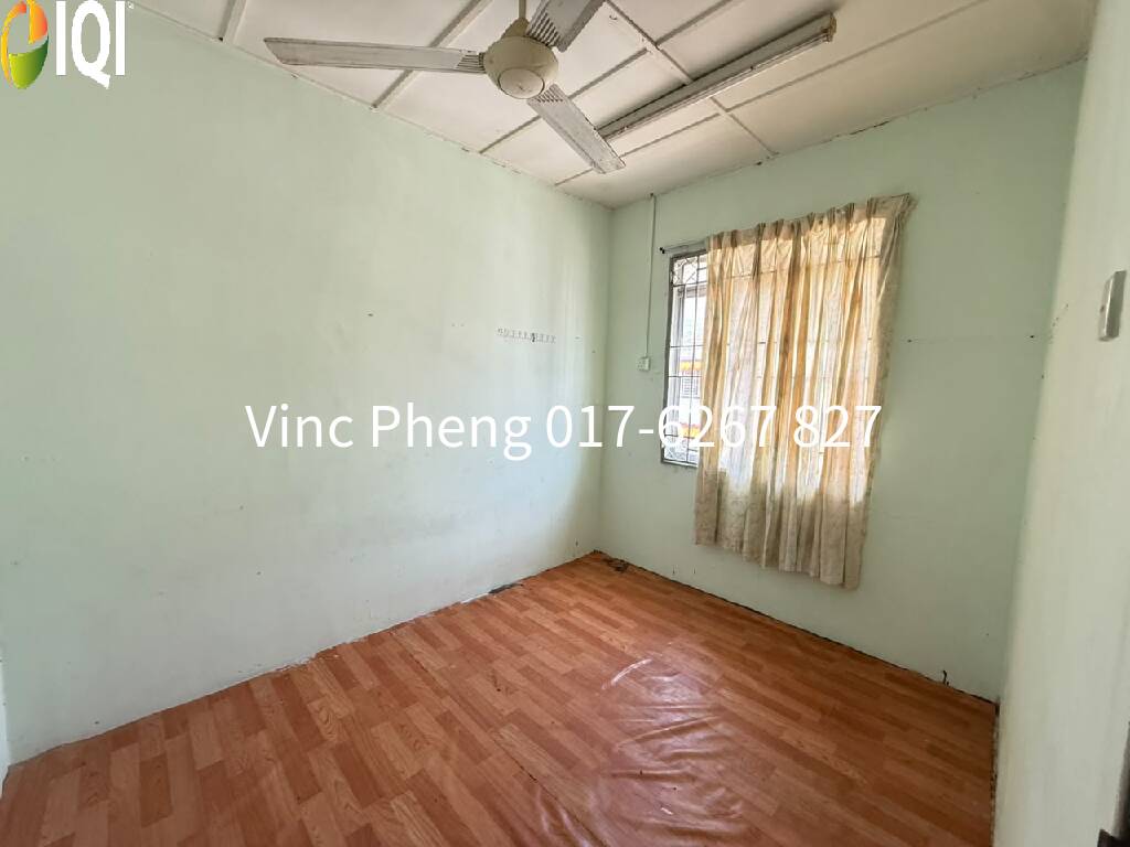 SUPER HOT DEAL! SPACIOUS 818 Sqft Duplex Apartment @ Kota Laksamana   image