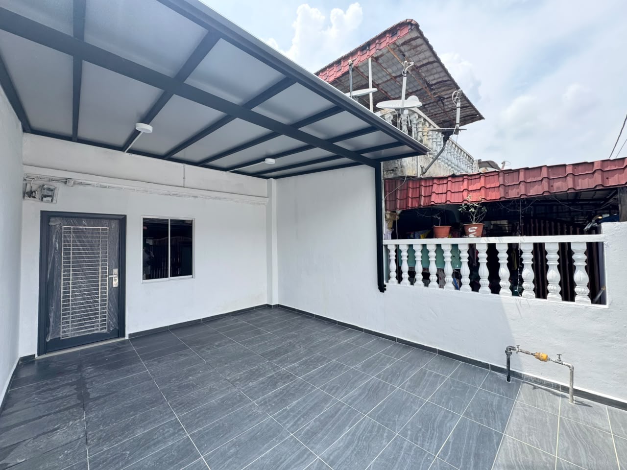 Taman Desa Jaya 2 Sty Low Cost,Jalan Danau,Johor Bahru,Renovated image