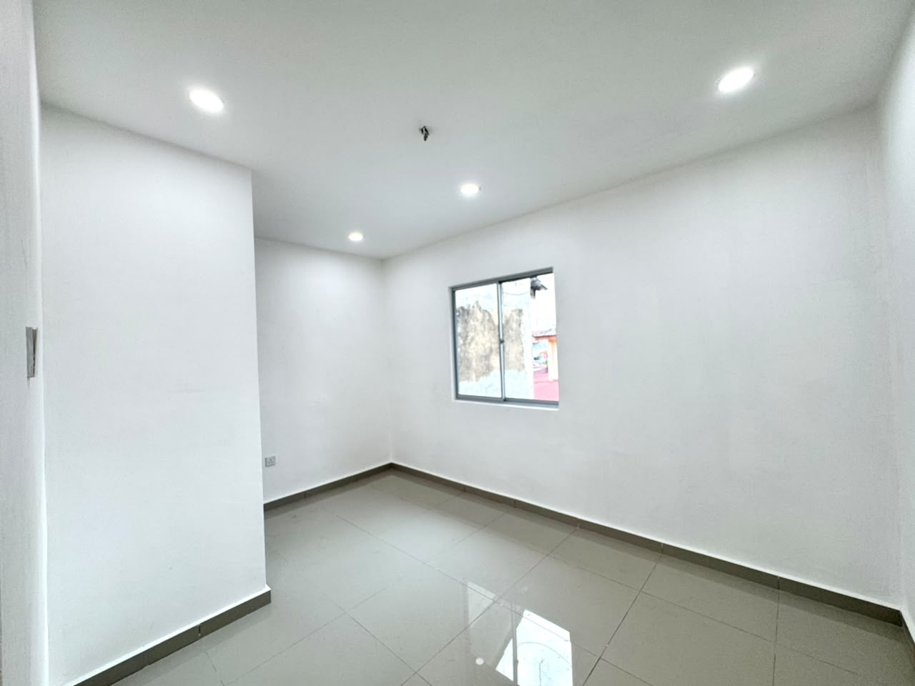 Taman Desa Jaya 2 Sty Low Cost,Jalan Danau,Johor Bahru,Renovated image