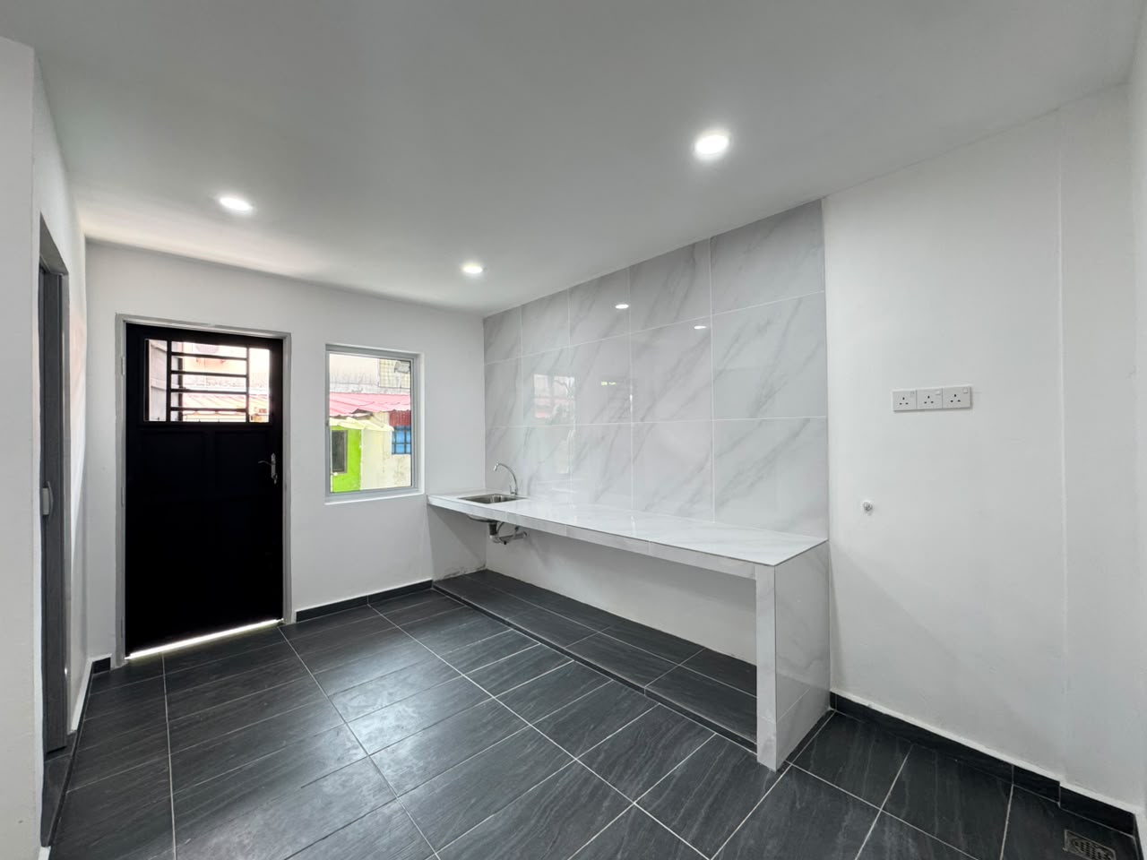 Taman Desa Jaya 2 Sty Low Cost,Jalan Danau,Johor Bahru,Renovated image