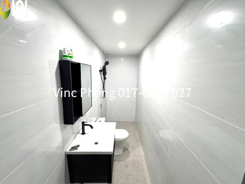 Modern & SPACIOUS 4BR WELL-MAINTAINED Terrace @ Malim Jaya image