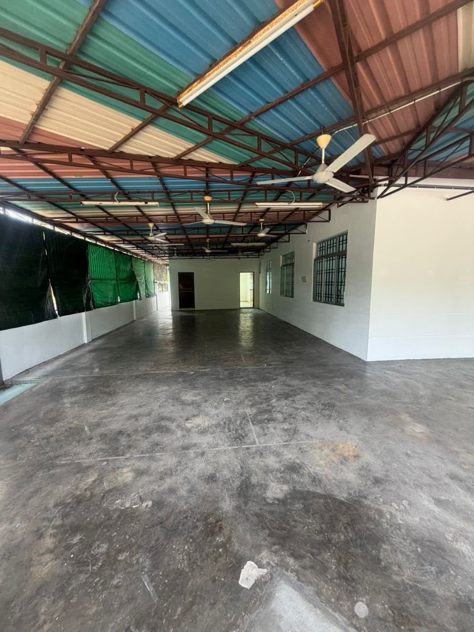Taman Bestari Indah 1 Sty Terrace Corner Lot,Renovated,Unblock,Ulu Tiram image
