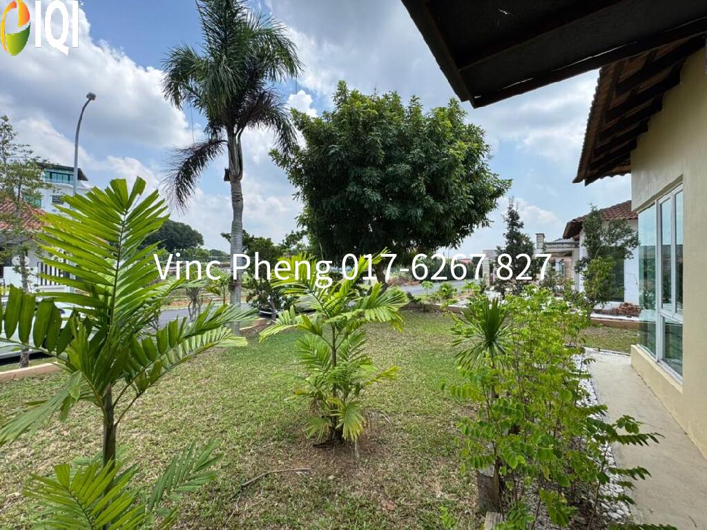 SPACIOUS Land FULLY FURNISHED Bungalow @ Taman Ozana Villas   image