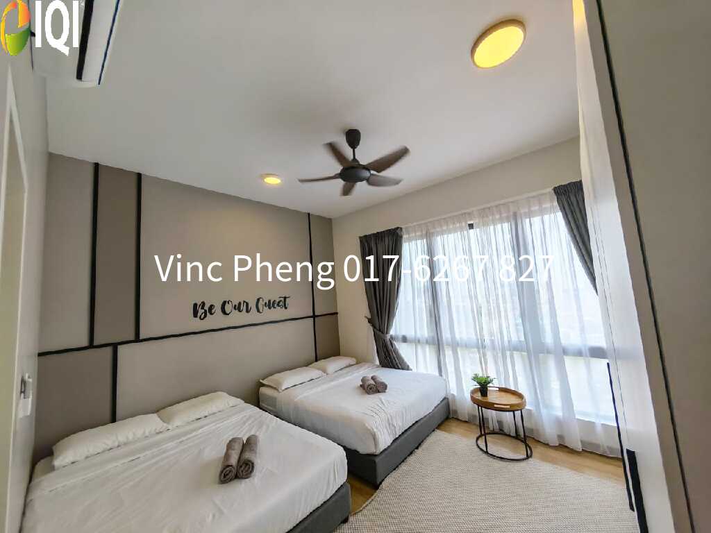 HOT DEAL! FULLY RENOVATED CITY VIEW Condo @  Apple Residence  image