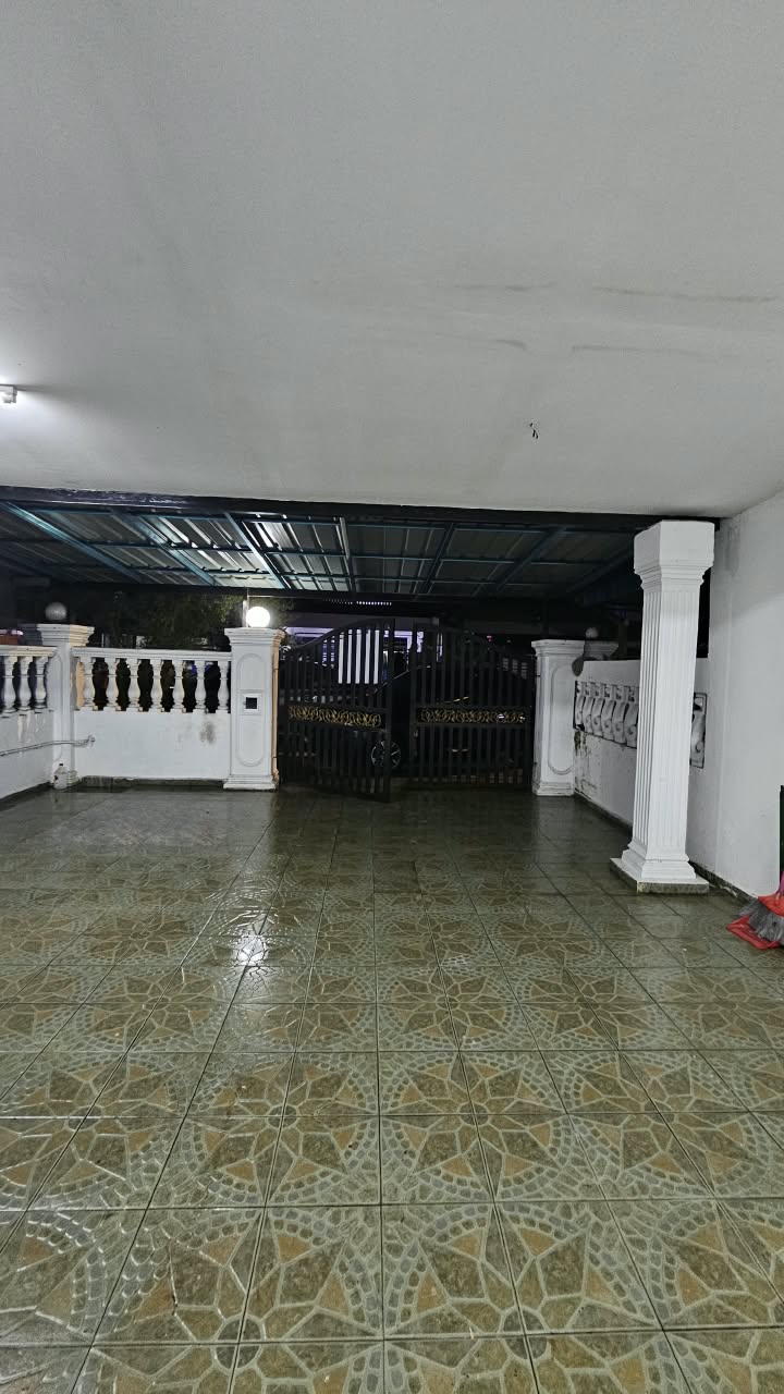 Taman Mawar Double Storey,Jalan Mawar,Pasir Gudang,Renovated image