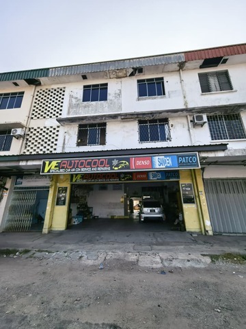 TAMAN MOONEE photo