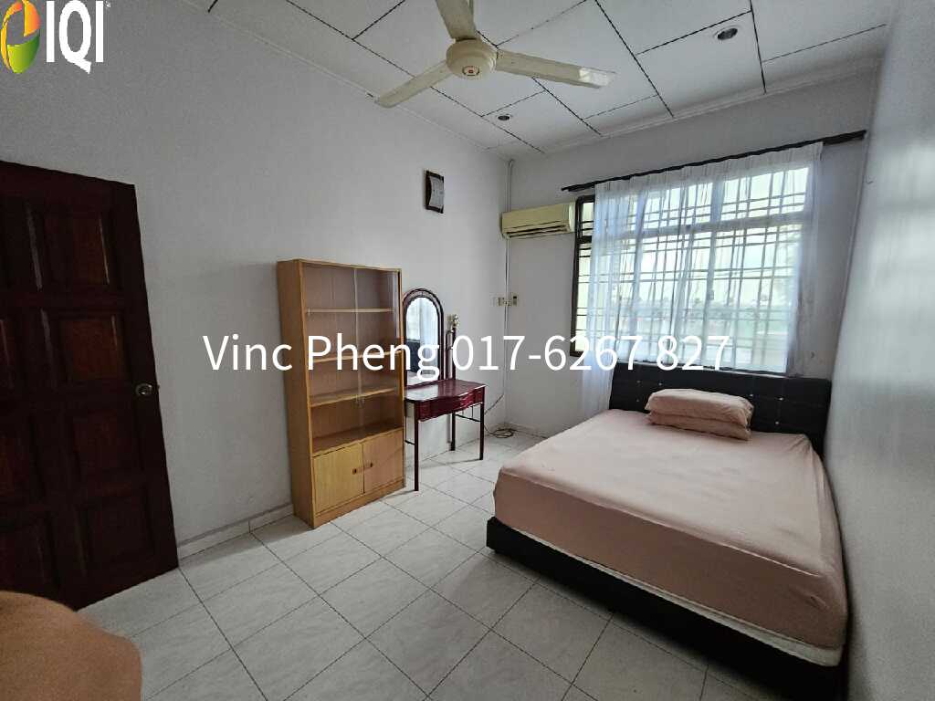 RM1,500 ONLY! SPACIOUS 5BR 2-Storey Terrace Opposite Lotus Cheng image