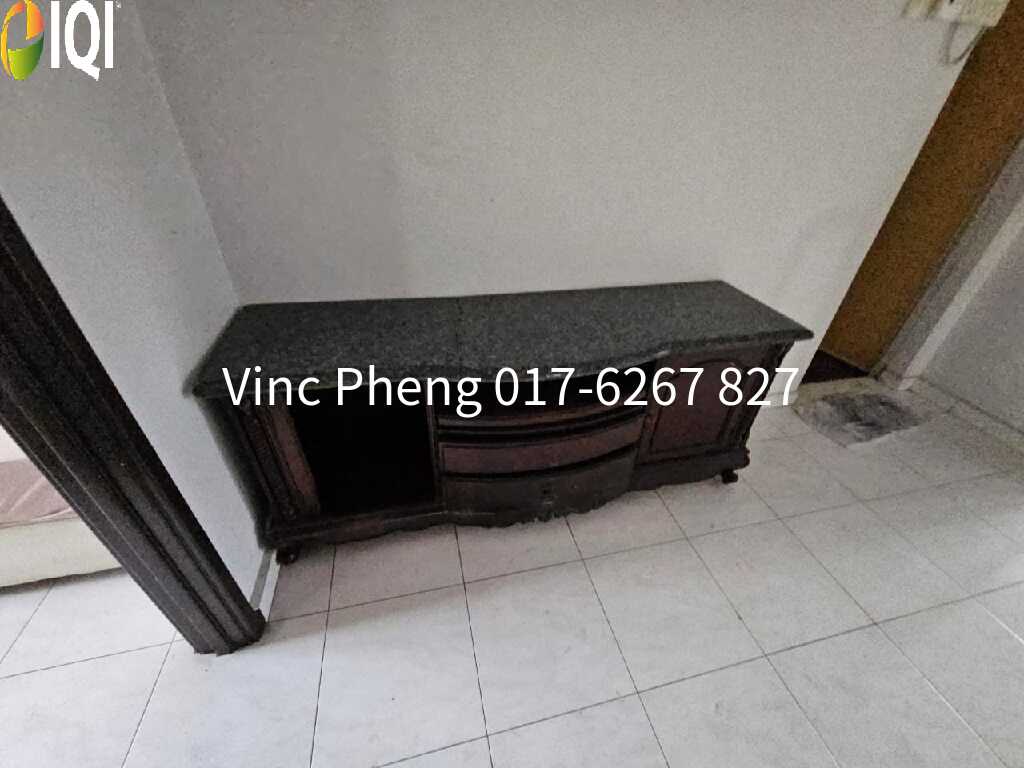 RM1,500 ONLY! SPACIOUS 5BR 2-Storey Terrace Opposite Lotus Cheng image