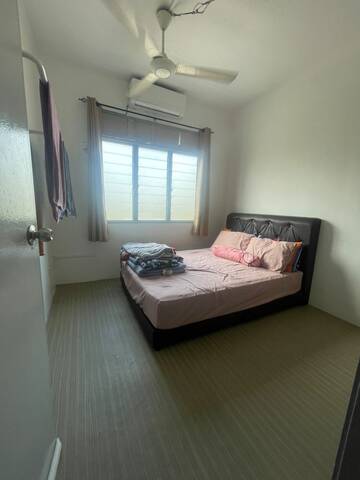 Taman Redang Medium Cost Flat,Level 3,Molek,Johor Bahru,Harmoni Utama image