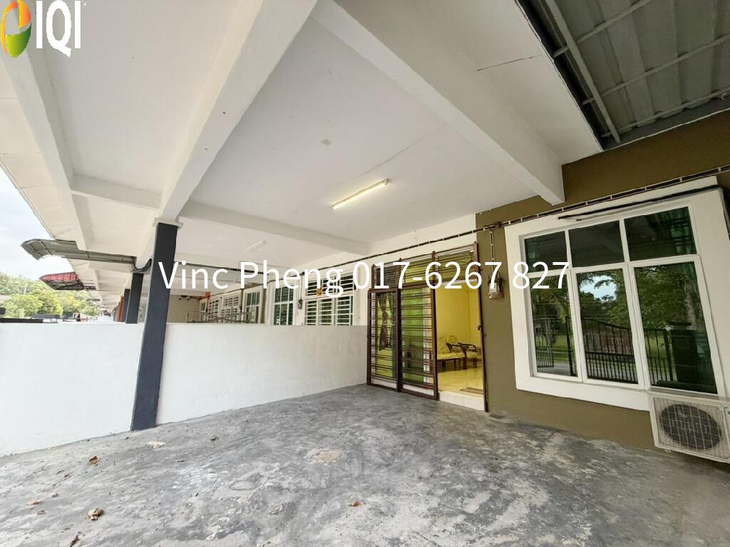 RM278K FREEHOLD! Huge Land Facing Padang @ Taman Rembia Utama image