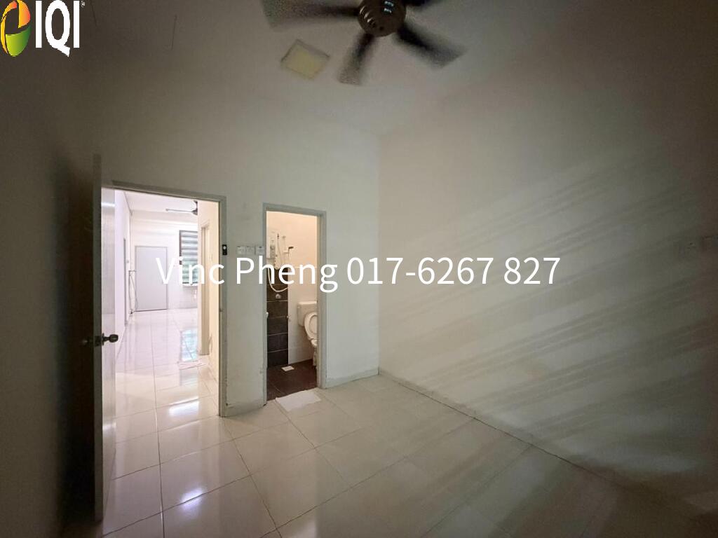 RM278K FREEHOLD! Huge Land Facing Padang @ Taman Rembia Utama image