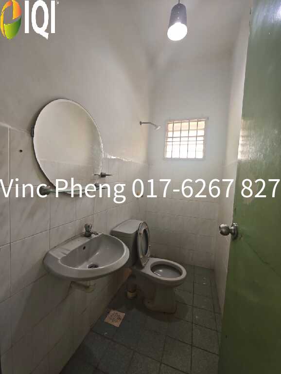 BELOW BANK VALUE RM430K! FREEHOLD 4BR @ Taman Asean  image