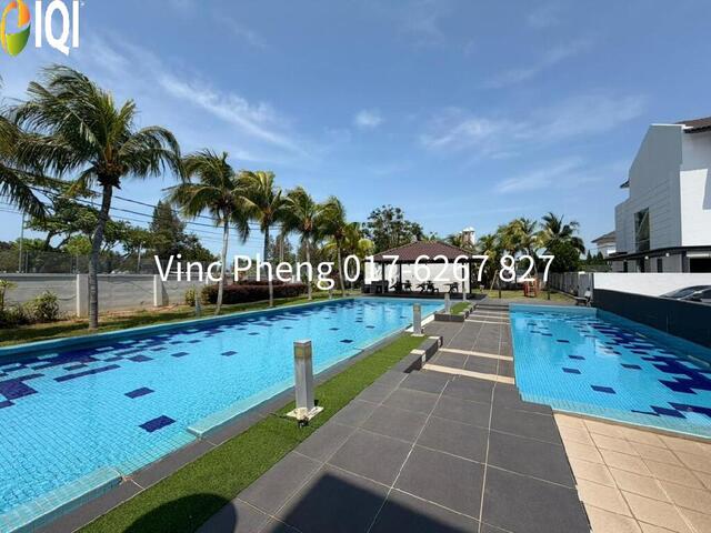 RARE 3,184sqft FREEHOLD Superlink @ Laman Klebang  image