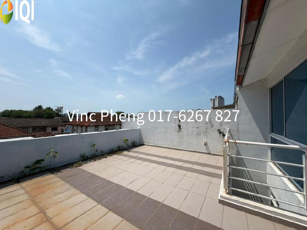 RARE 3,184sqft FREEHOLD Superlink @ Laman Klebang  image