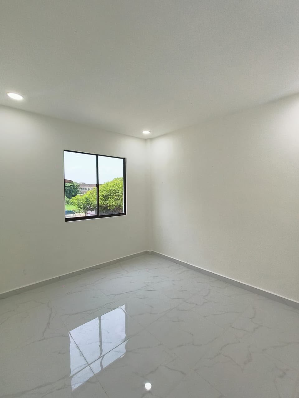 Taman Megah Medium Cost Flat,Low Floor,Pontian,Renovated,Full Loan image