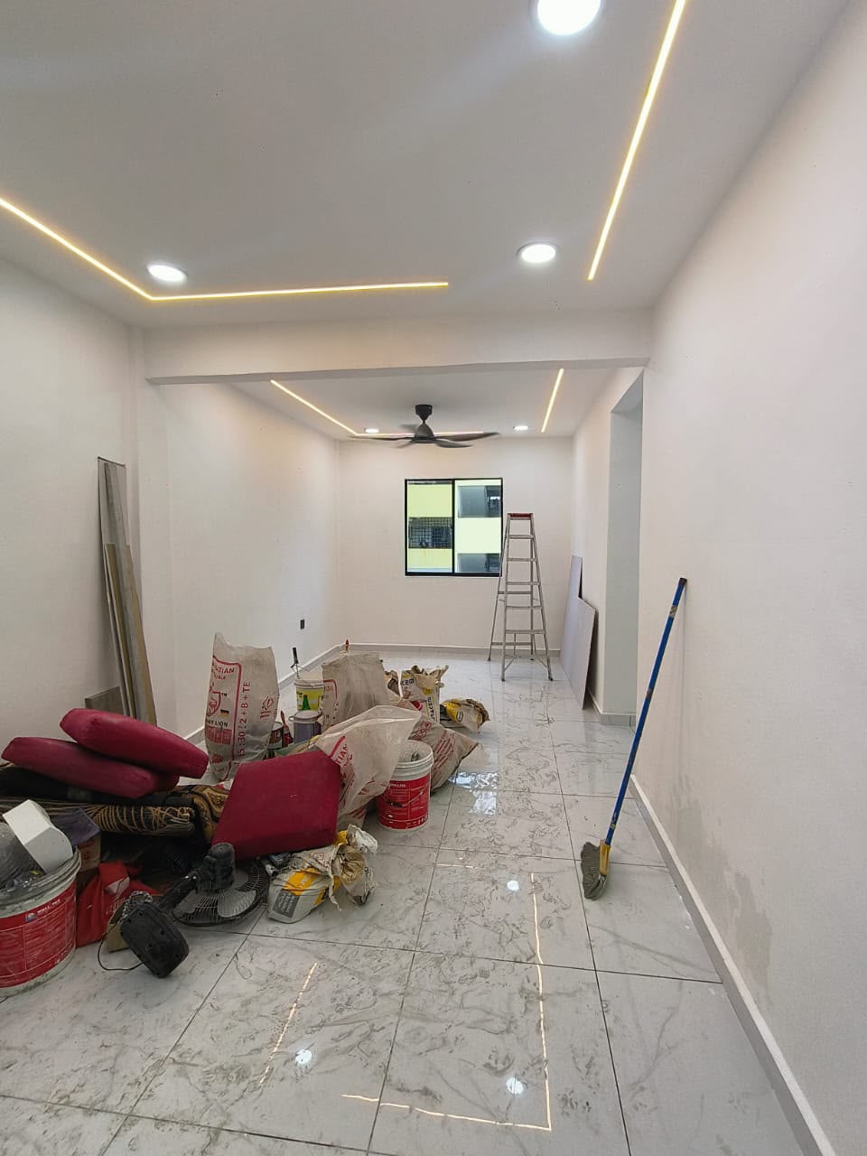 Taman Megah Medium Cost Flat,Low Floor,Pontian,Renovated,Full Loan image