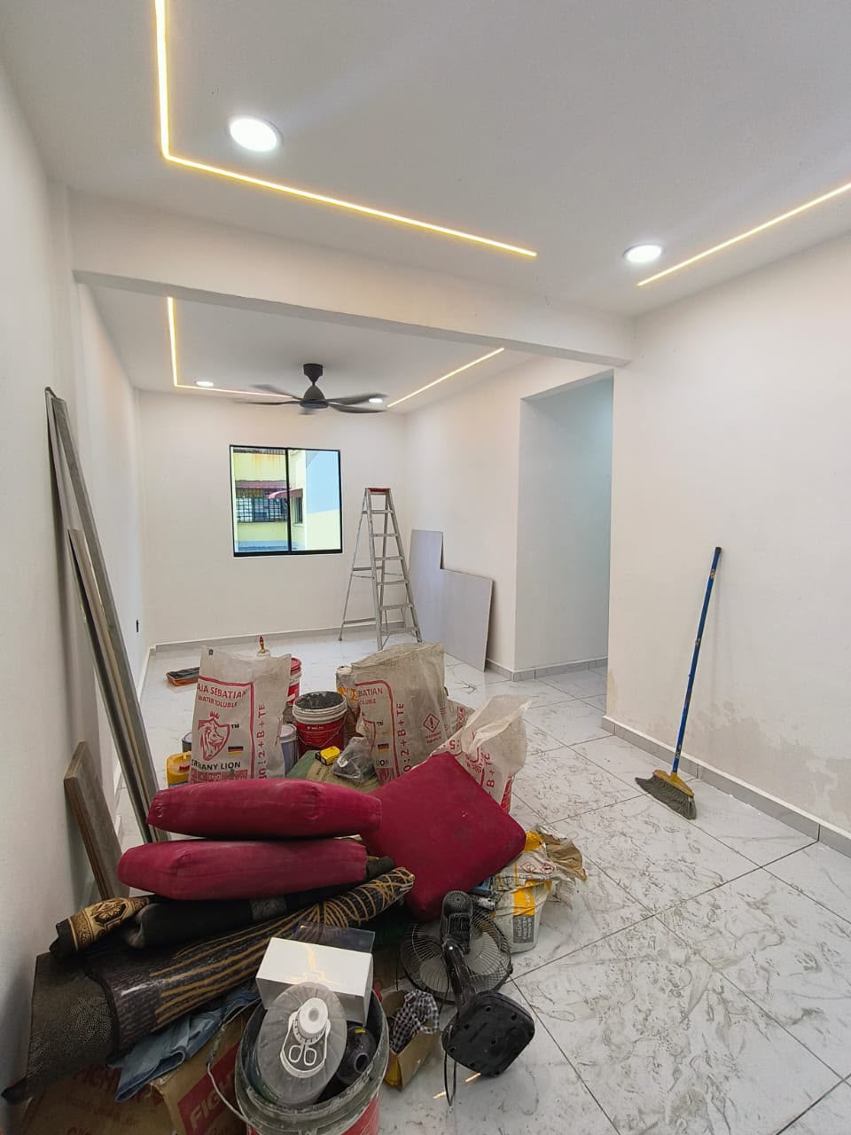 Taman Megah Medium Cost Flat,Low Floor,Pontian,Renovated,Full Loan image