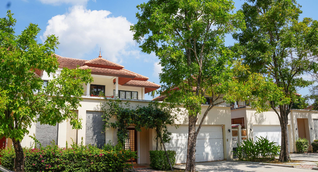 LUXURY 5-BEDROOM VILLA IN LAGUNA FOR SALE photo