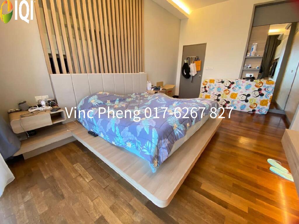 FULLY FURNISHED Sea View 3BR High Floor Condo @ Silverscape Residence image